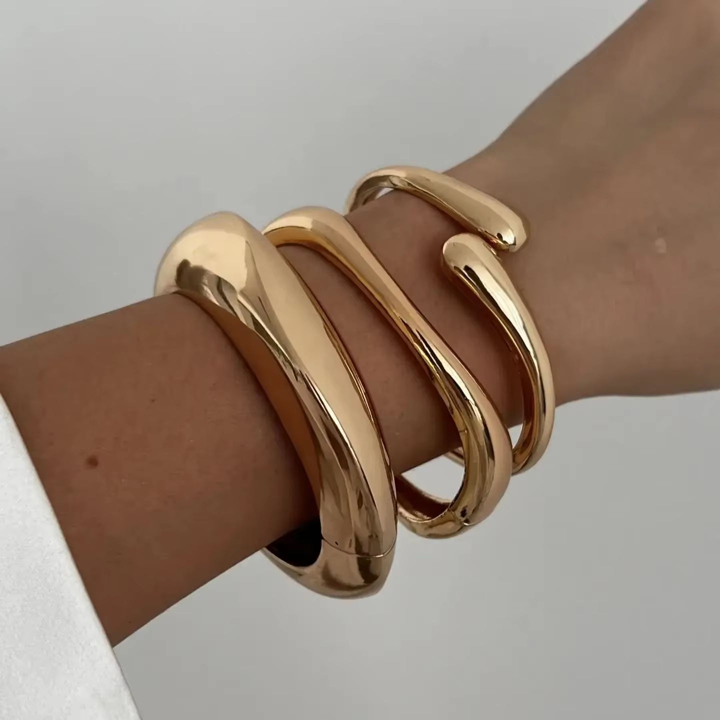 3 Styles Vintage Hip Hop Metal Cuff Bangles Punk Gold Silver Color Geometric Spring Bangles for Women Bracelet Men Jewelry