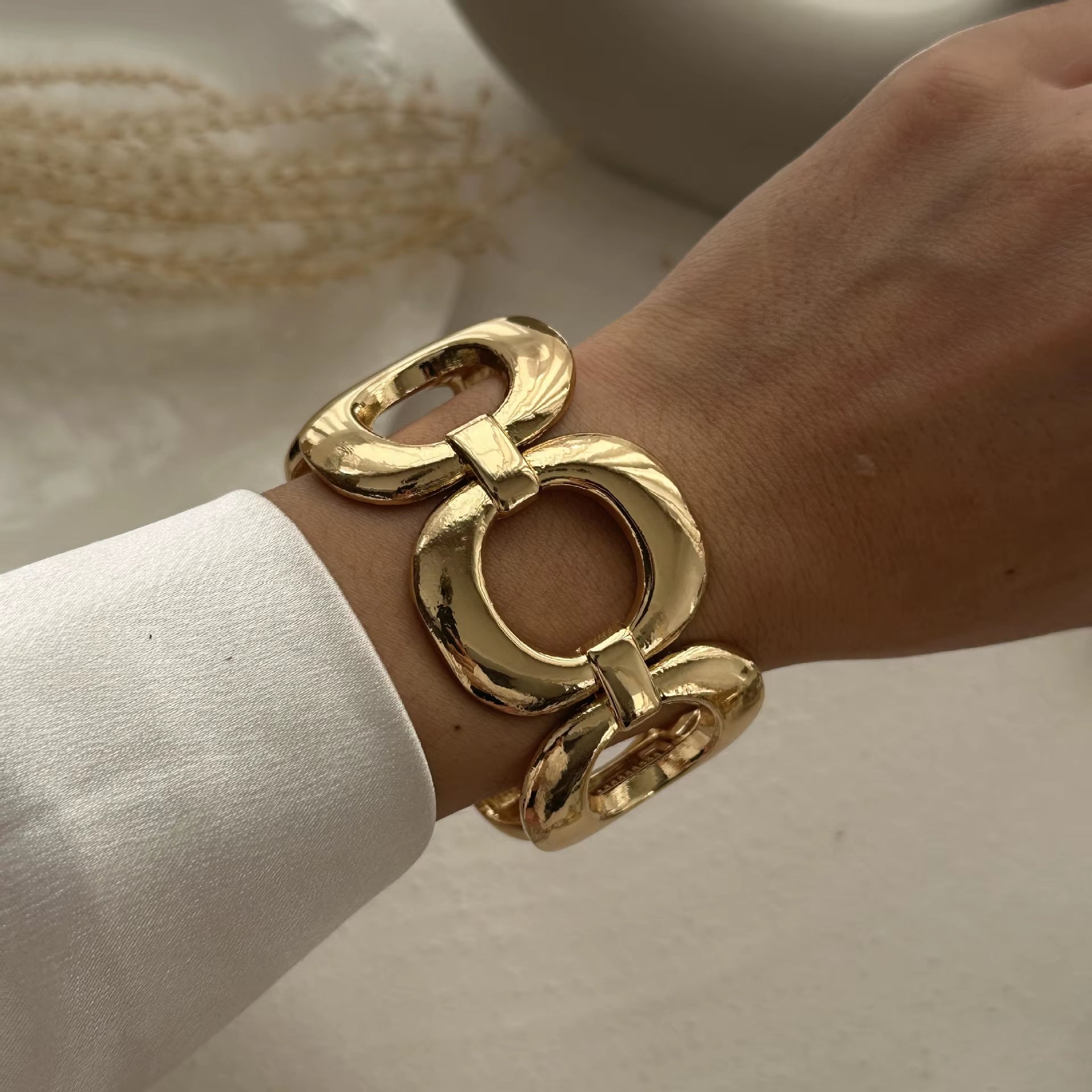 Punk Hip Hop Irregular Water Drop Cuff Wide Bangles Vintage Gold Color Geometric Spring Bangles Women Bracelets Pulseras Jewelry